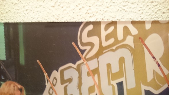 Detail...