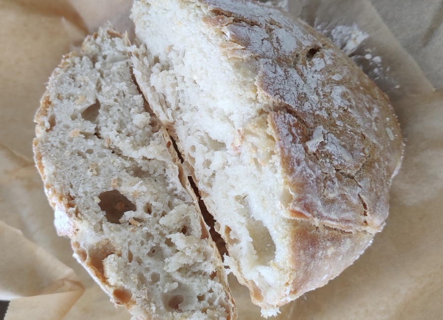 brood zelfgebakken